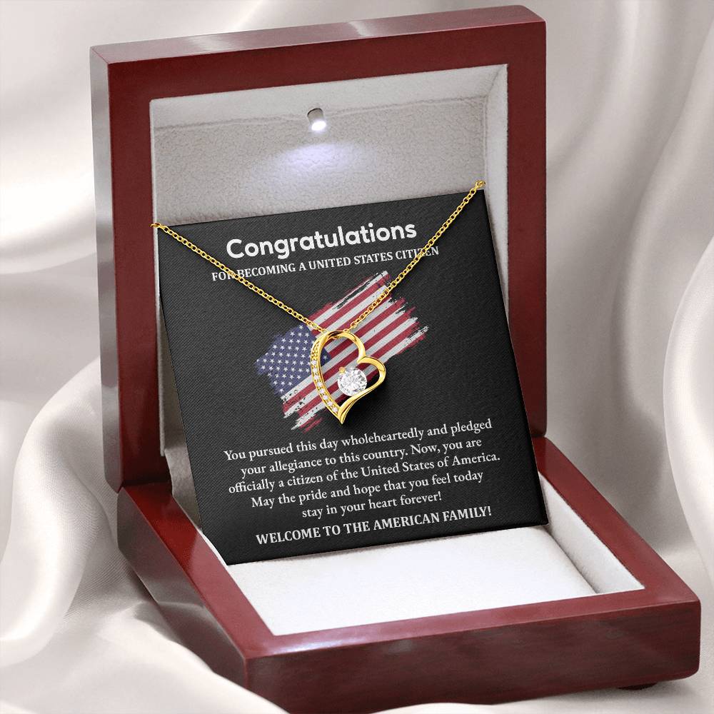 American Citizenship Necklace – Welcome Gift Box