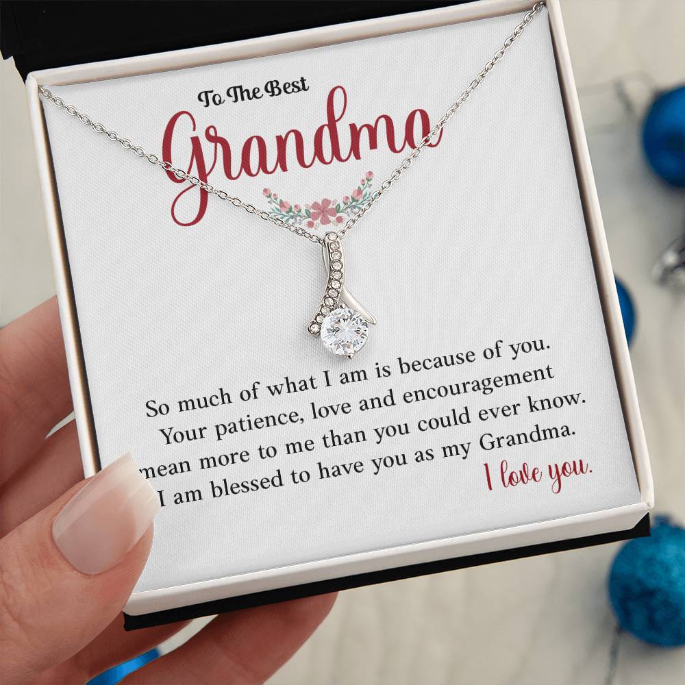 Best Grandma Necklace Gift – Floral Pendant with Heartfelt Card