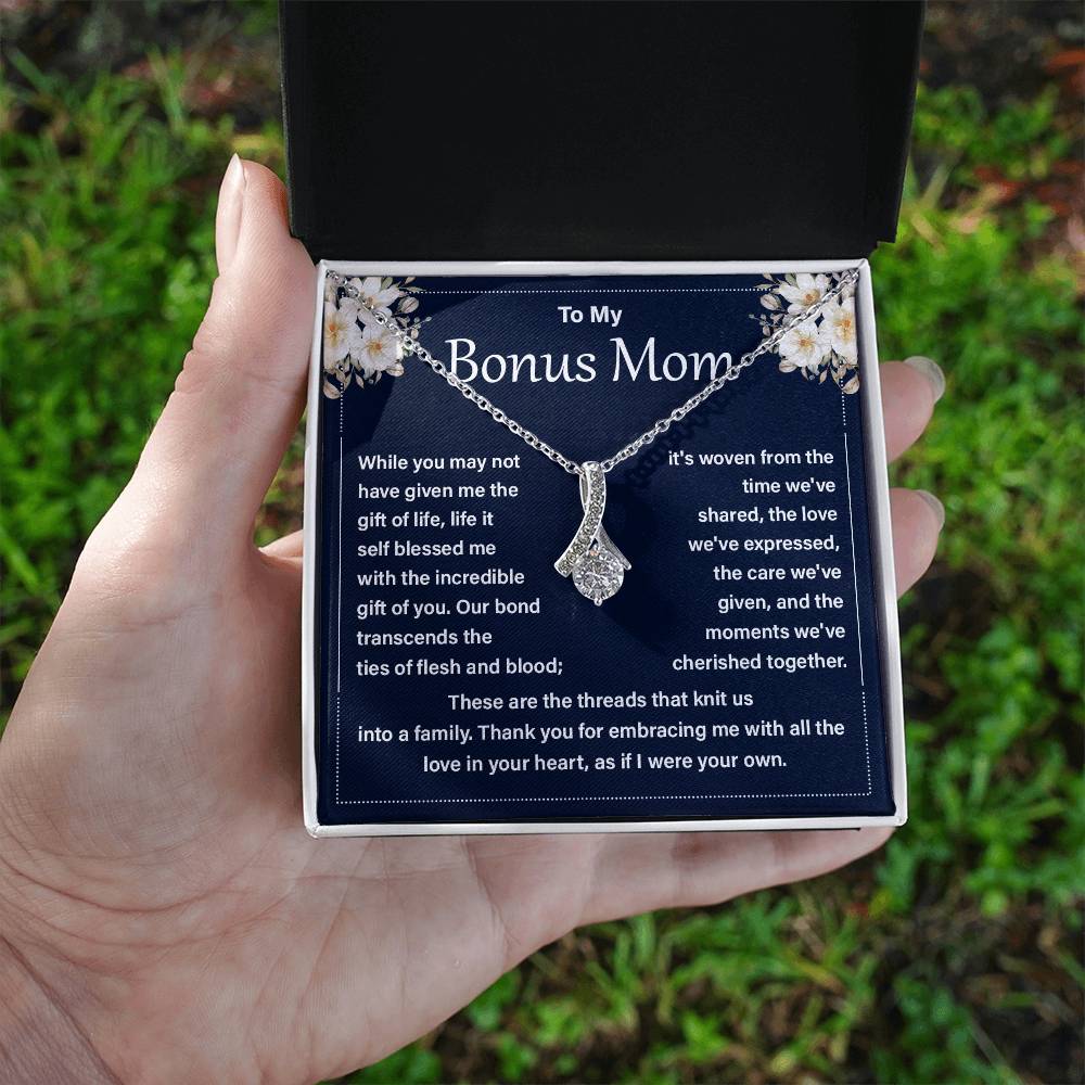 Bonus Mom Necklace from Daughter Gift Box