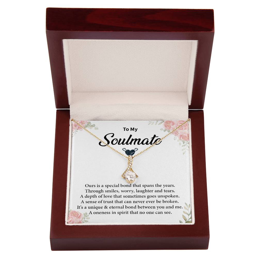 Elegant Soulmate Necklace Gift for Her – Gift Box