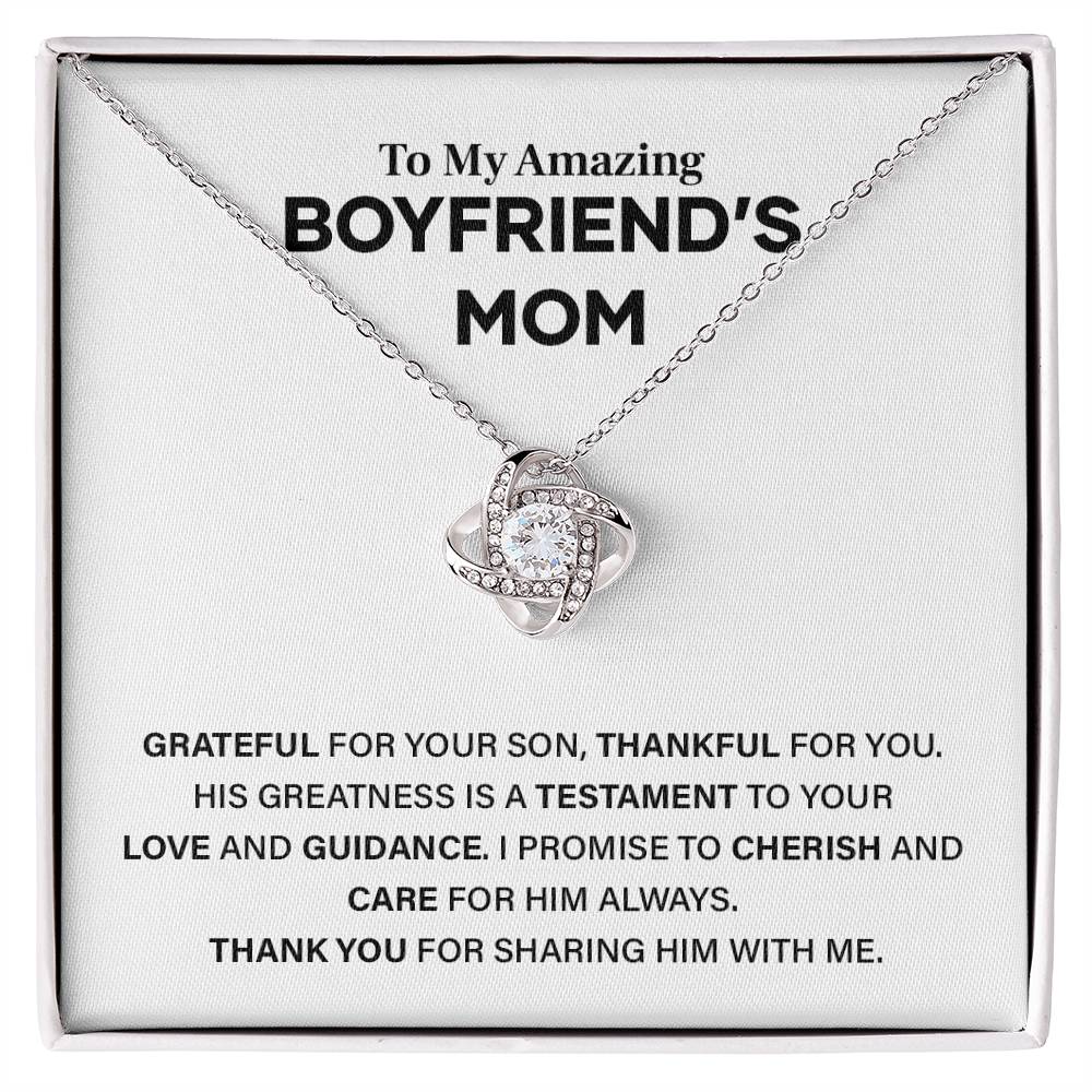 Boyfriend’s Mom Necklace – Grateful Gift from His Partner