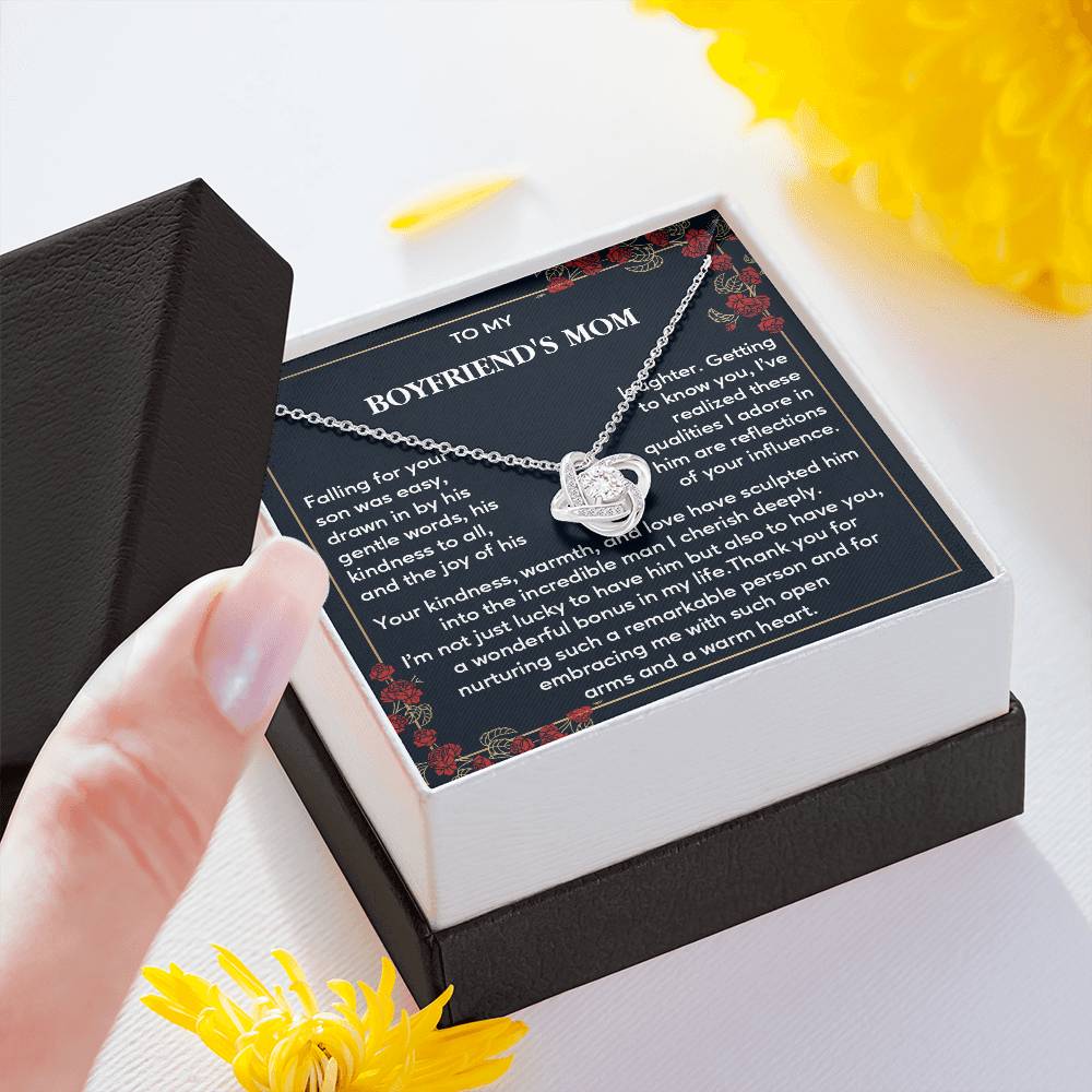 Boyfriend’s Mom Necklace Gift from Girlfriend