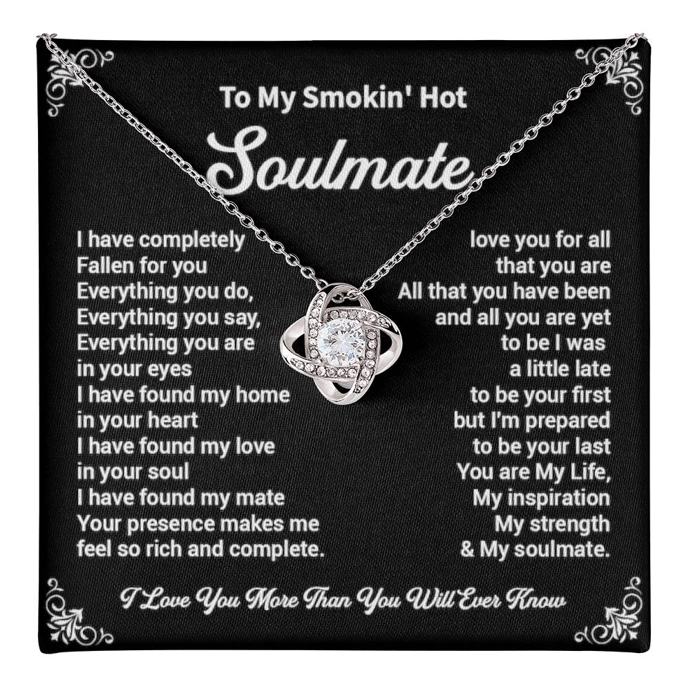 Soulmate Necklace Gift for Her – Elegant Pendant Box