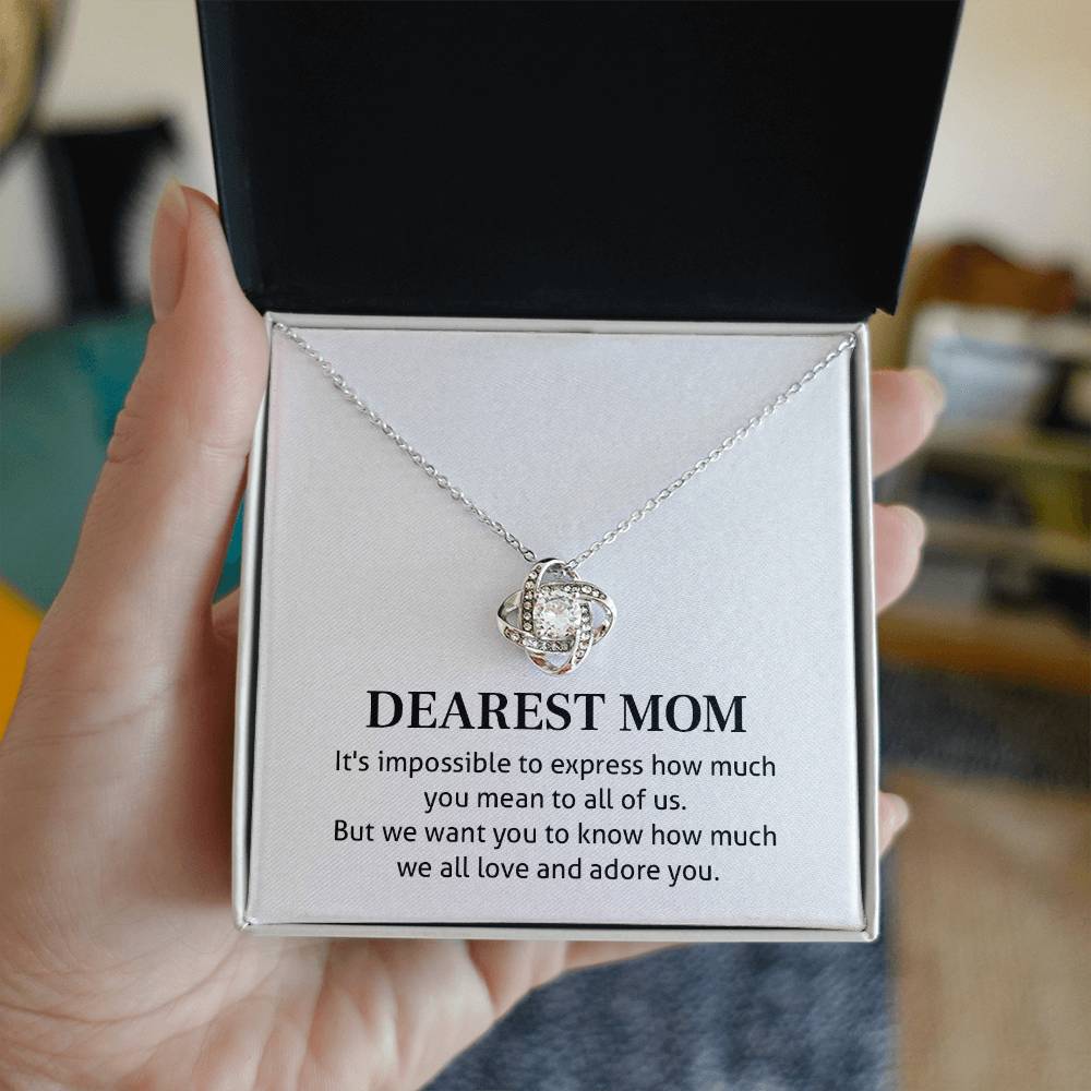 Dearest Mom – Meaningful Family Necklace Gift