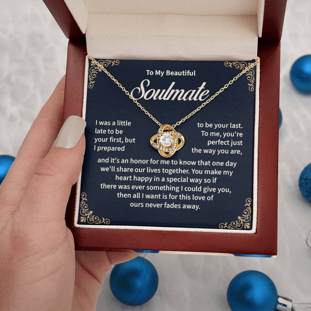 Soulmate Necklace Gift for Her – Elegant Gift Box