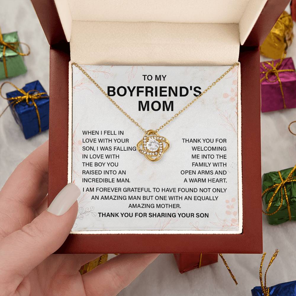 Boyfriend’s Mom Gift Necklace with Message Card Box