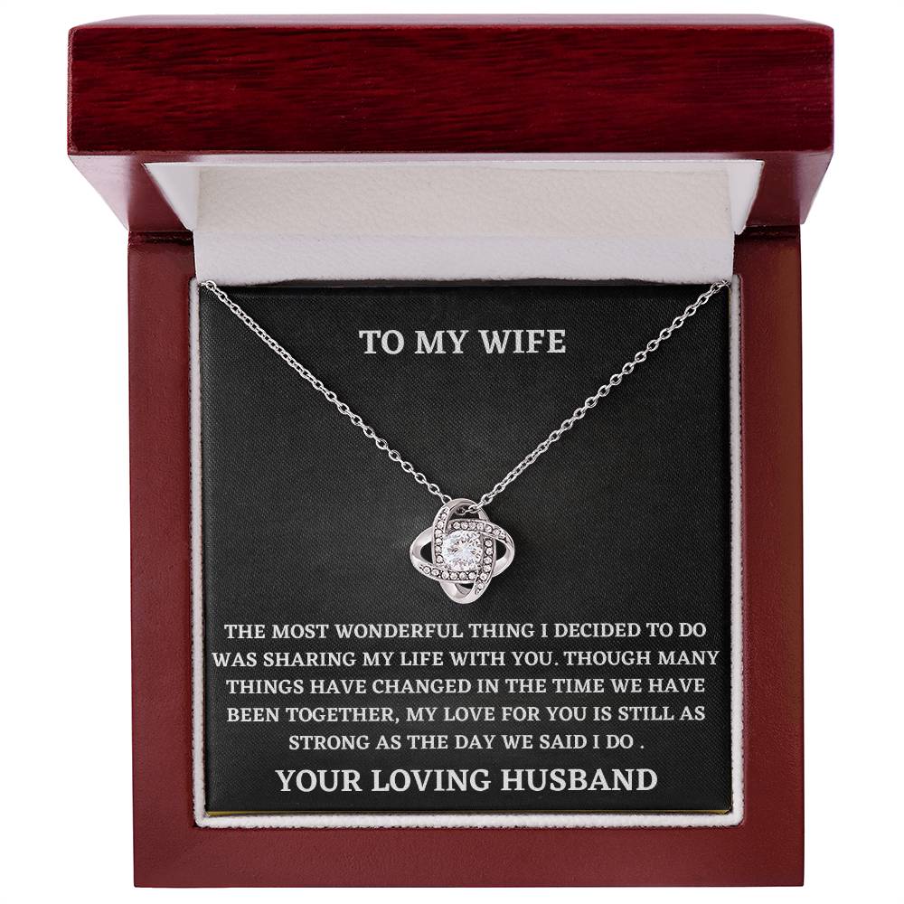 Wife Love Knot Necklace Gift from Husband – Heartfelt Pendant with Message Card