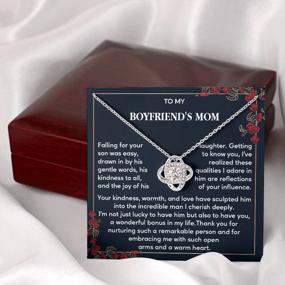 Boyfriend’s Mom Necklace Gift from Girlfriend