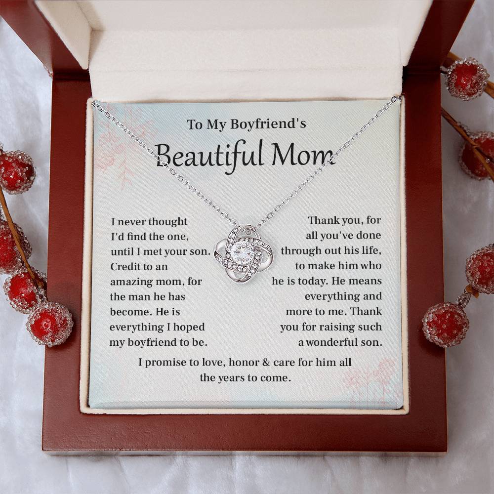 Boyfriend’s Mom Necklace Gift from Girlfriend