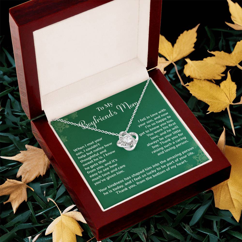 Boyfriend's Mom Love Knot Necklace Gift Gift For Boyfriend's Mom Thoughtful Gift From Girlfriend Emotional Gift For Boyfriend's Mom Sentimental Jewelry For Her Special Thank You Present Emotional Message Necklace
