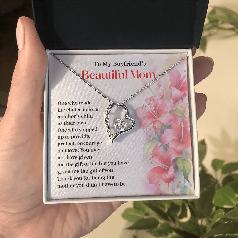 Beautiful Mom Necklace Gift from Boyfriend’s Partner