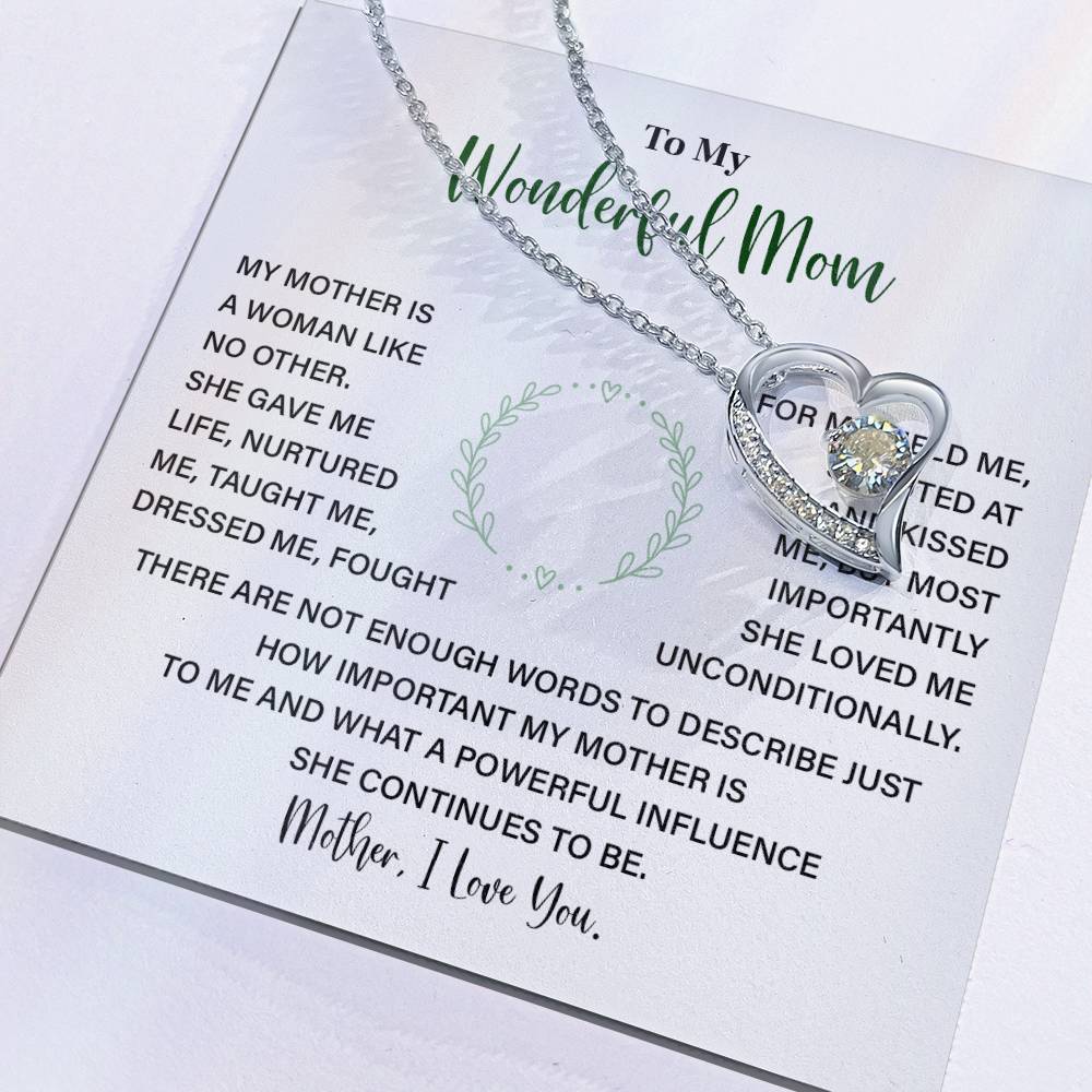 To My Wonderful Mom Heart Necklace with Message from Daughter