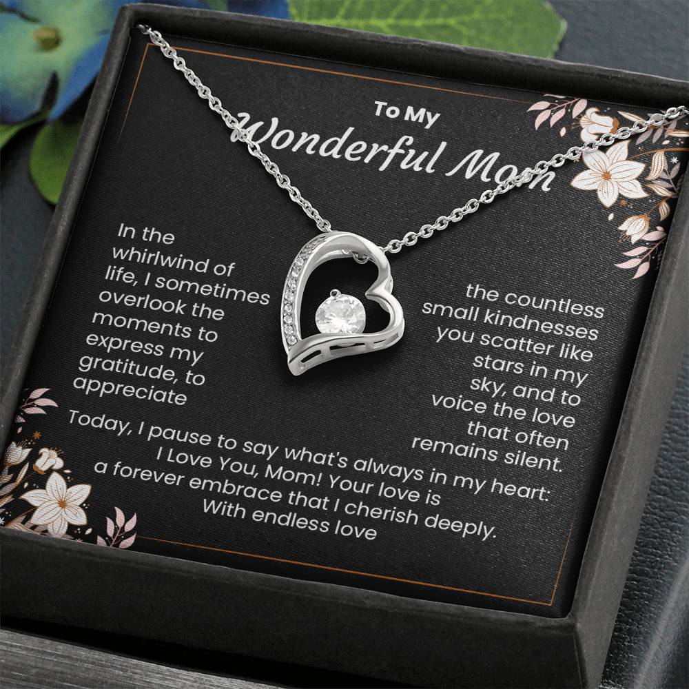 Wonderful Mom Necklace Gift From Children With Message Card