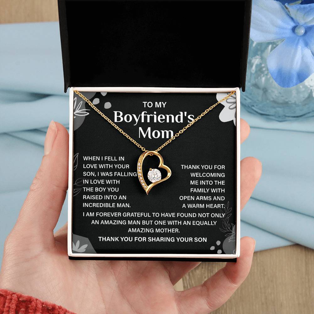 Boyfriend’s Mom Necklace Gift – Heartfelt Message Box