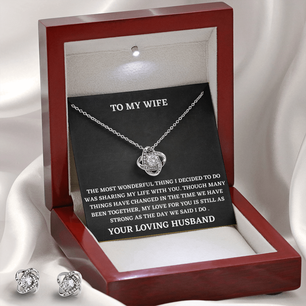 Wife Love Knot Necklace and Earring Set Gift from Husband – Romantic Jewelry with Heartfelt Message Card