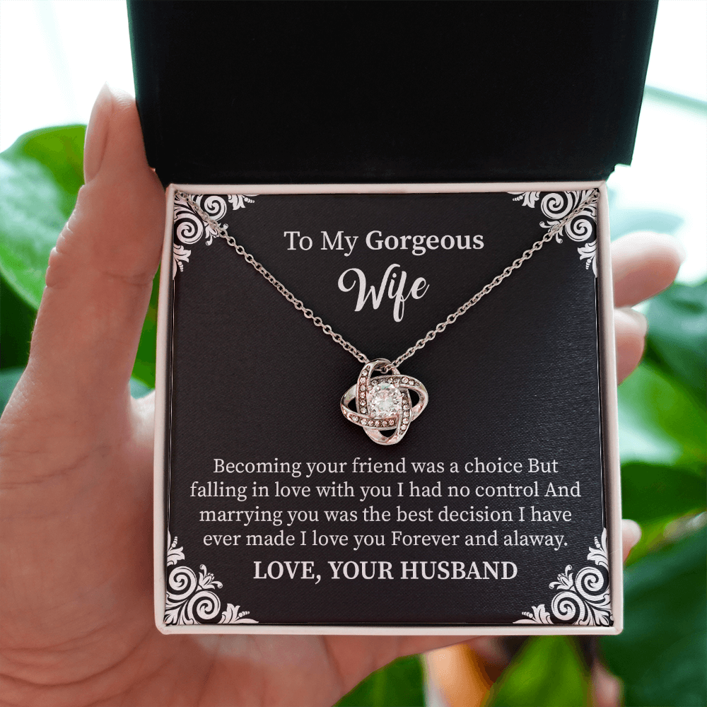 Gorgeous Wife Necklace Gift from Husband with Romantic Love Message Card