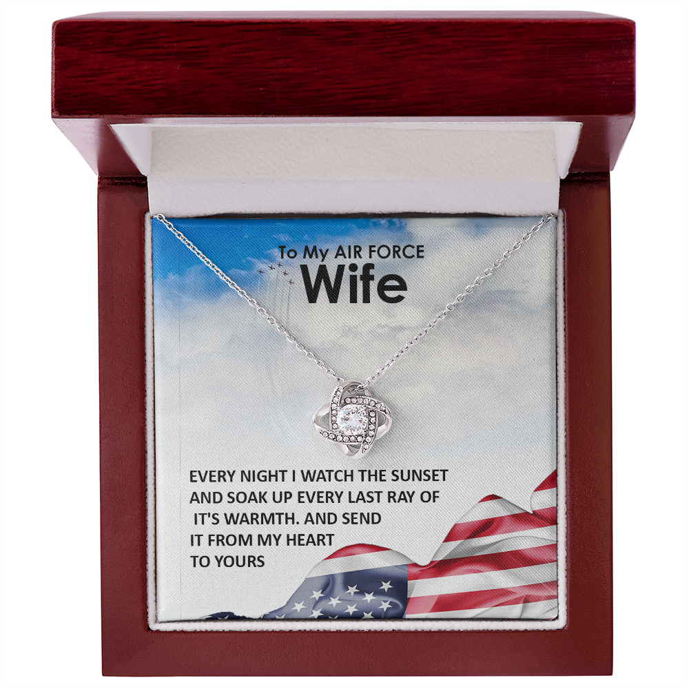 To My Air Force Wife Necklace – Patriotic Gift