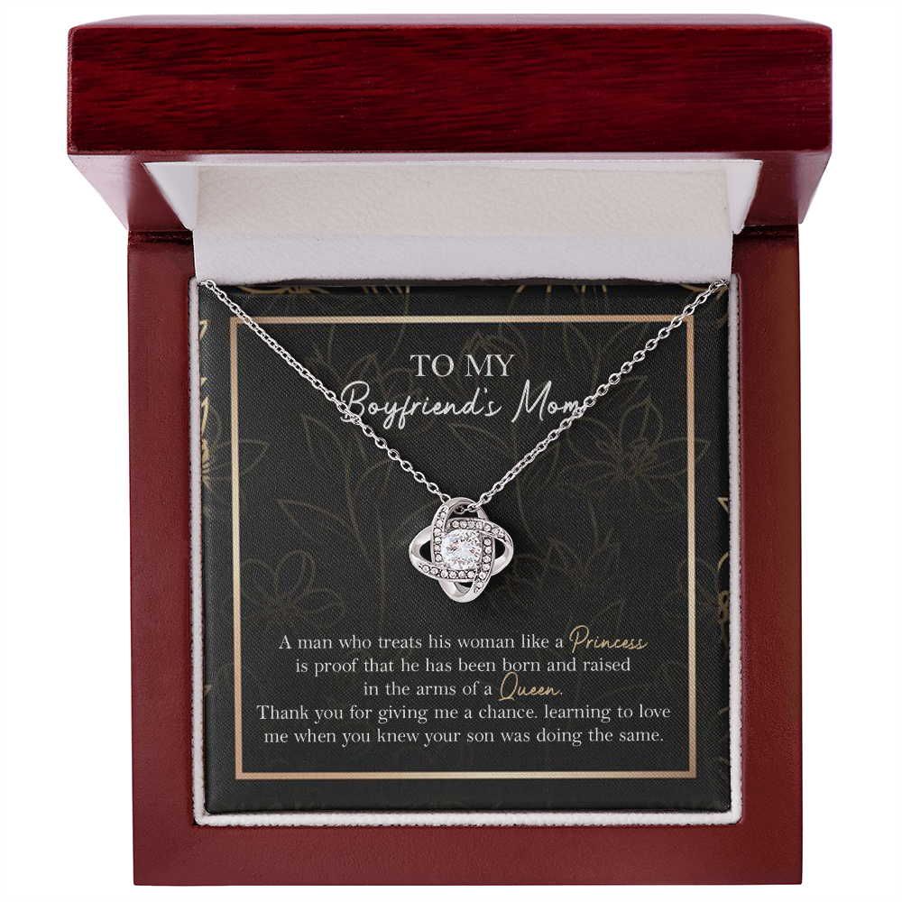 Boyfriend’s Mom Necklace Gift from Girlfriend with Heartfelt Message Card