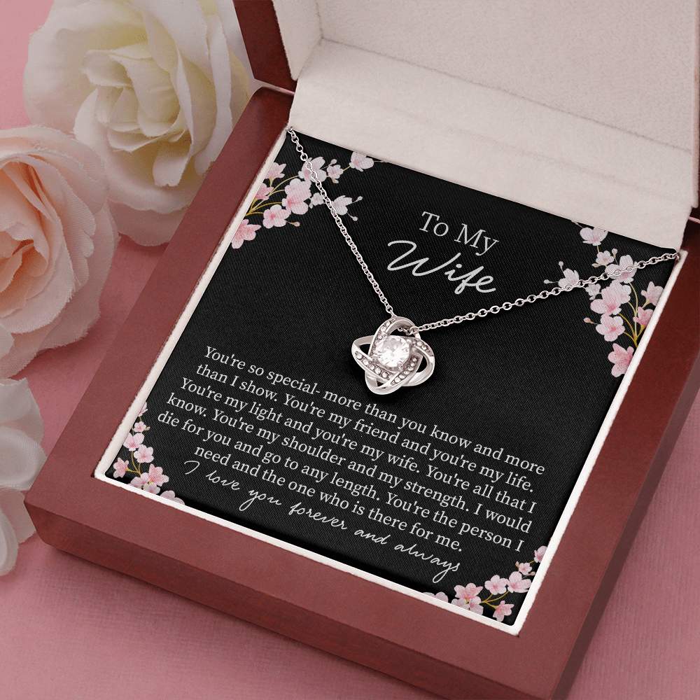 To My Wife Necklace Gift – Romantic I Love You Message