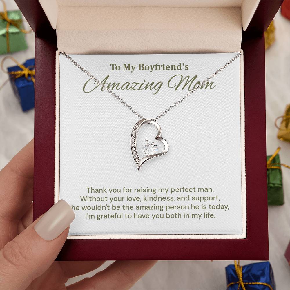 Boyfriend’s Mom Necklace Gift Message Card & Box