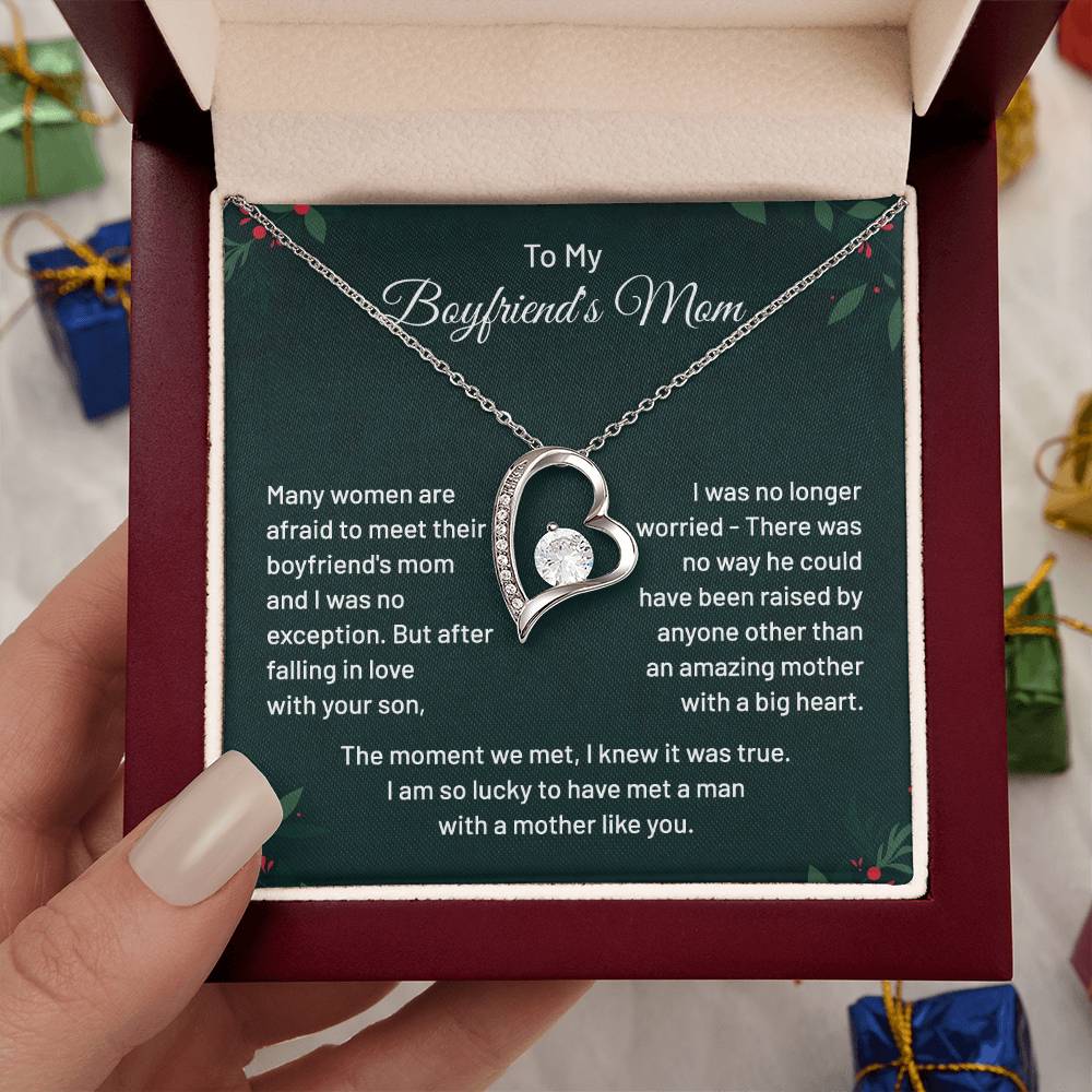 Boyfriend’s Mom Necklace Gift with Message Card