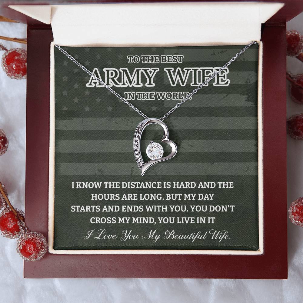 Army Wife Necklace - To The Best Wife In The World, A Heartfelt Gift Of Love Across Distance - Tribute To My Beautiful Wife
