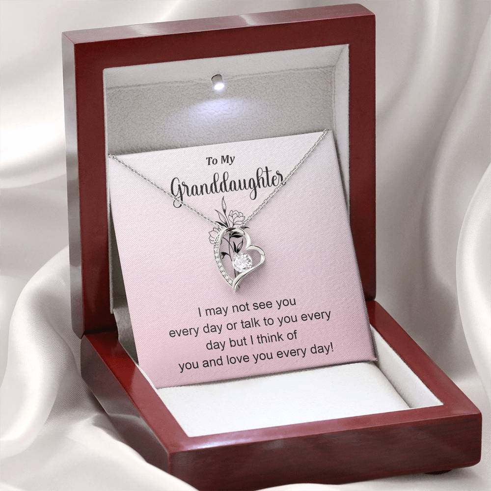 To My Granddaughter Necklace – Love You Every Day Gift Box