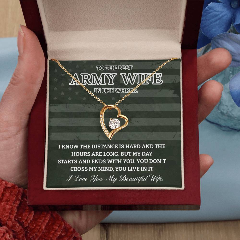 Army Wife Necklace - To The Best Wife In The World, A Heartfelt Gift Of Love Across Distance - Tribute To My Beautiful Wife