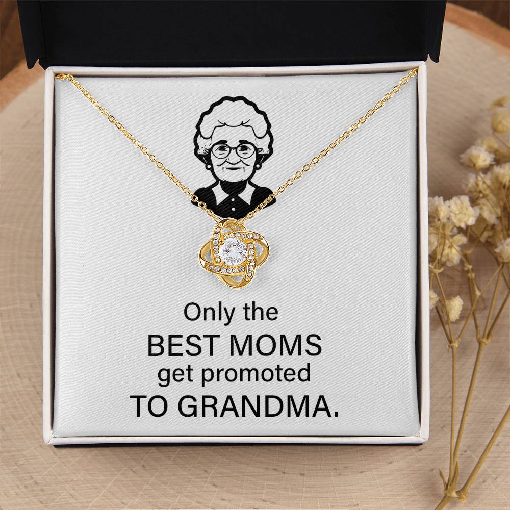 To The Best Moms Who Become Grandmas Grandma Necklace Gift Best Mom To Grandma Gift Jewelry Gift For Grandma Sentimental Jewelry For Grandmother Emotional Keepsake For Grandma Family Connection Necklace Sentimental Keepsake For Grandma