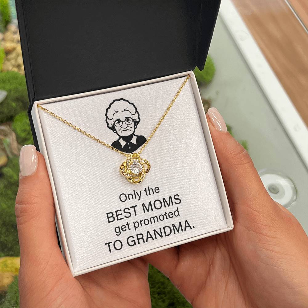 To The Best Moms Who Become Grandmas Grandma Necklace Gift Best Mom To Grandma Gift Jewelry Gift For Grandma Sentimental Jewelry For Grandmother Emotional Keepsake For Grandma Family Connection Necklace Sentimental Keepsake For Grandma