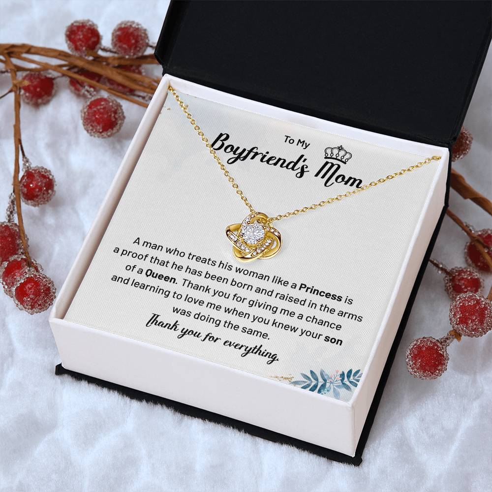 Boyfriend’s Mom Necklace Gift – Queen Message Card