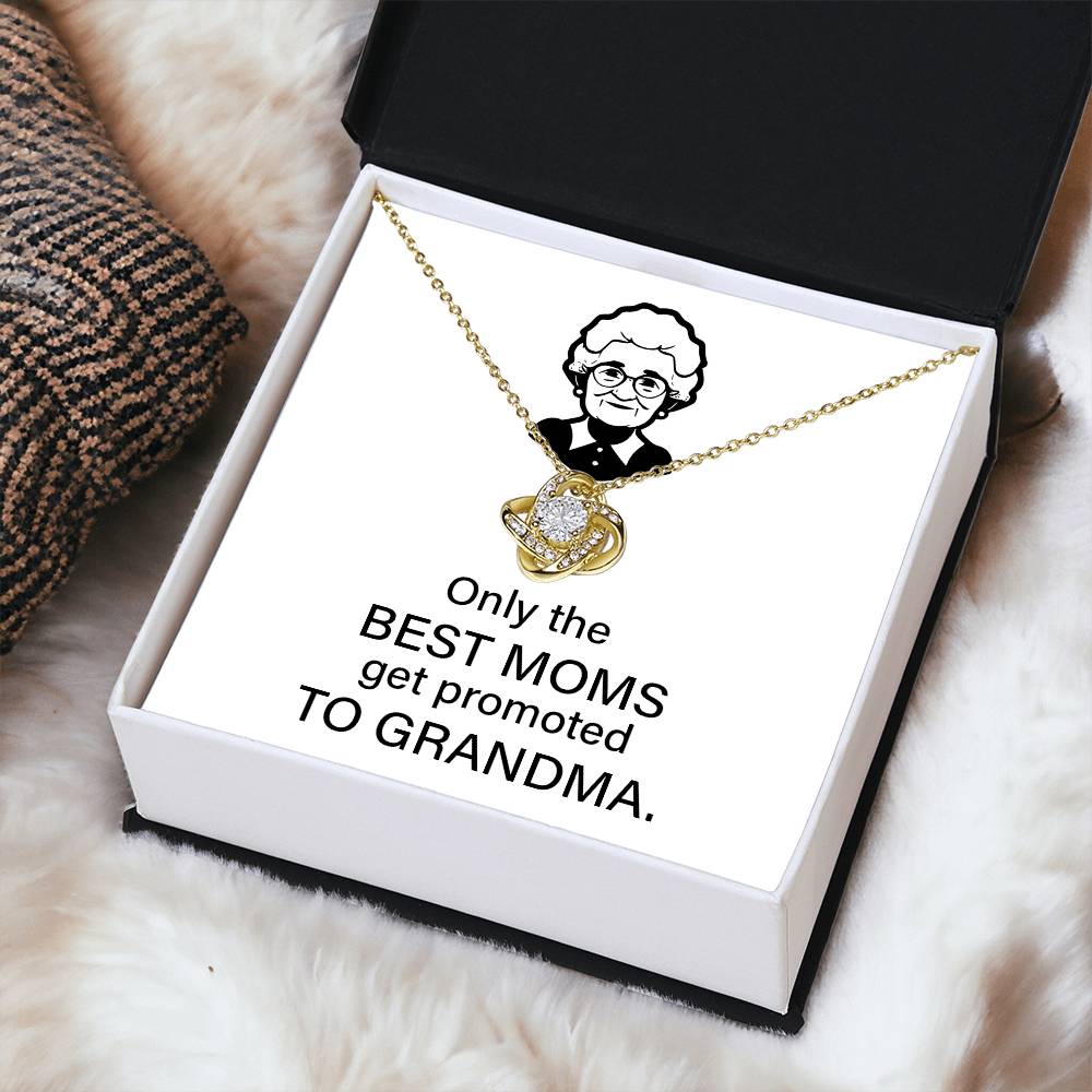 To The Best Moms Who Become Grandmas Grandma Necklace Gift Best Mom To Grandma Gift Jewelry Gift For Grandma Sentimental Jewelry For Grandmother Emotional Keepsake For Grandma Family Connection Necklace Sentimental Keepsake For Grandma