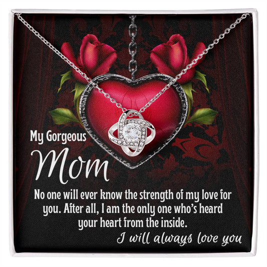Necklace for Gorgeous Mom with Heartfelt Message – Elegant Gift Idea