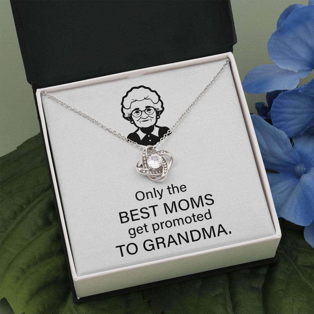 To The Best Moms Who Become Grandmas Grandma Necklace Gift Best Mom To Grandma Gift Jewelry Gift For Grandma Sentimental Jewelry For Grandmother Emotional Keepsake For Grandma Family Connection Necklace Sentimental Keepsake For Grandma