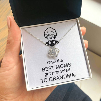 To The Best Moms Who Become Grandmas Grandma Necklace Gift Best Mom To Grandma Gift Jewelry Gift For Grandma Sentimental Jewelry For Grandmother Emotional Keepsake For Grandma Family Connection Necklace Sentimental Keepsake For Grandma