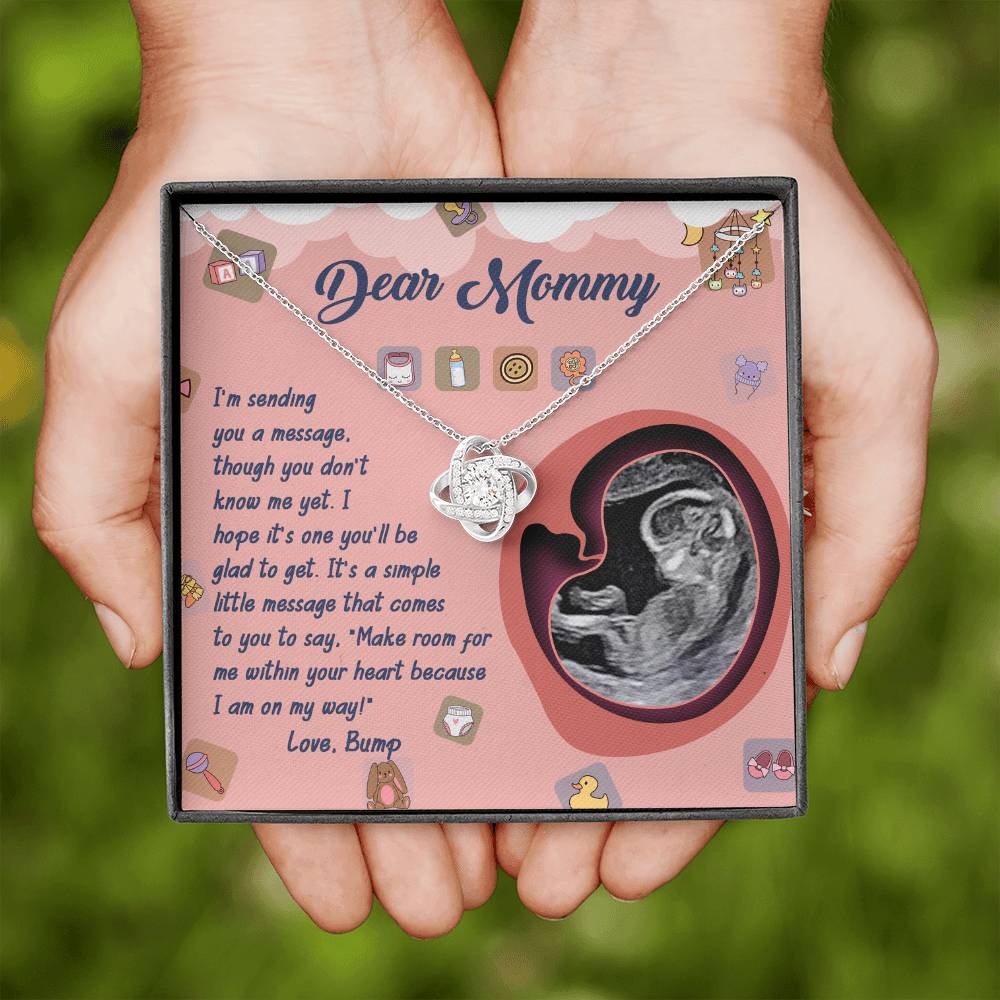 Dear Mommy Necklace For Mothe's Day Jewelry For Mom, Gift For Mommy From Baby Bump, Pregnancy Gift For Mommy Love Knot Necklace With Meaningful Message Card And Box.