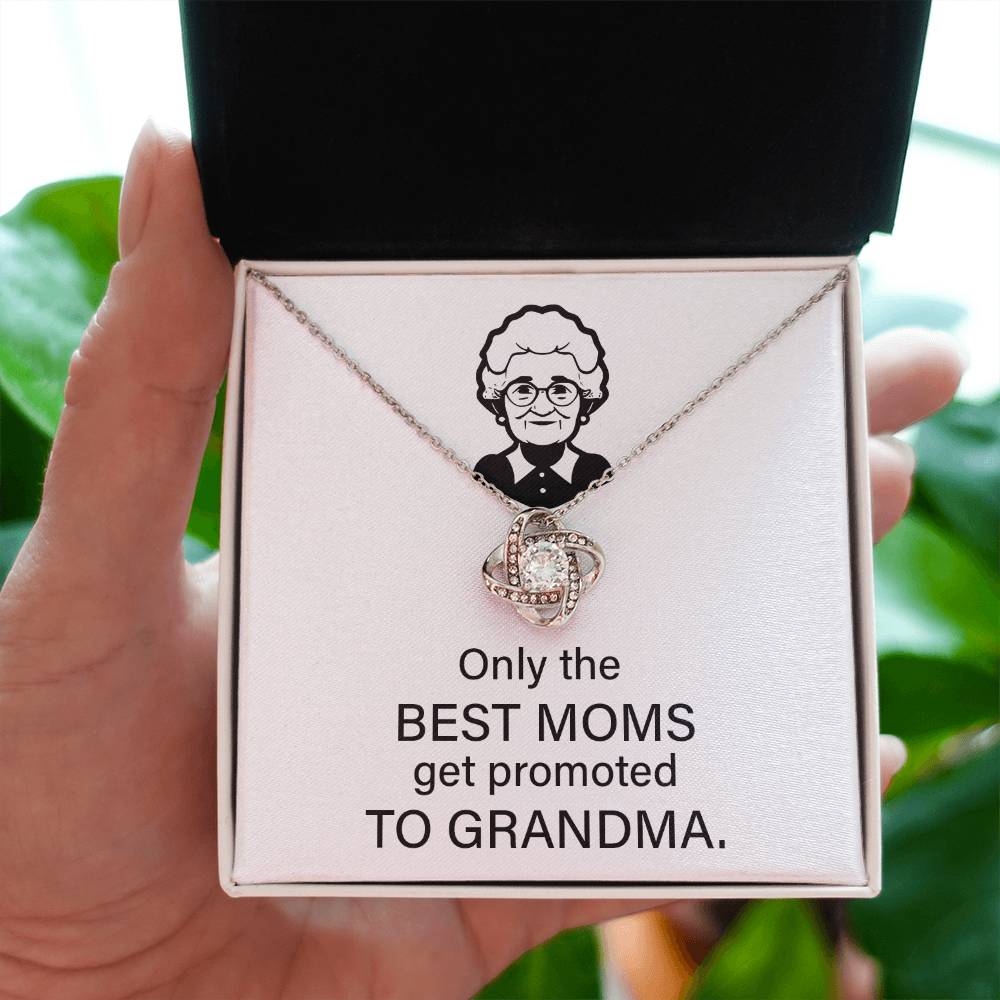 To The Best Moms Who Become Grandmas Grandma Necklace Gift Best Mom To Grandma Gift Jewelry Gift For Grandma Sentimental Jewelry For Grandmother Emotional Keepsake For Grandma Family Connection Necklace Sentimental Keepsake For Grandma