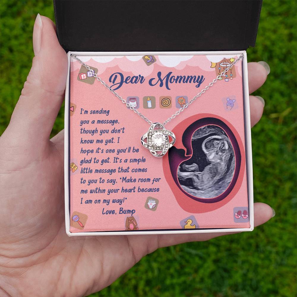 Dear Mommy Necklace For Mothe's Day Jewelry For Mom, Gift For Mommy From Baby Bump, Pregnancy Gift For Mommy Love Knot Necklace With Meaningful Message Card And Box.