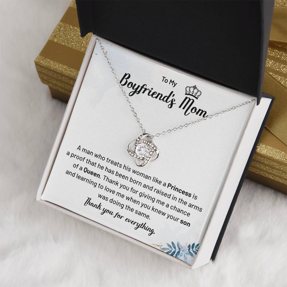 Boyfriend’s Mom Necklace Gift – Queen Message Card