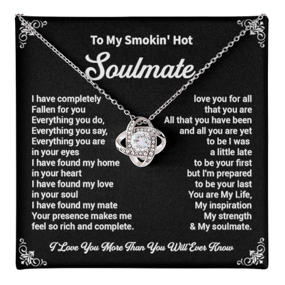 Soulmate Necklace Gift for Her – Elegant Pendant Box