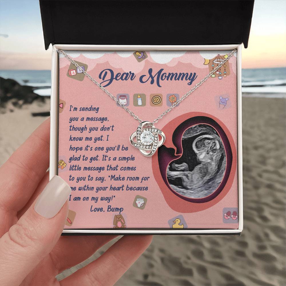 Dear Mommy Necklace For Mothe's Day Jewelry For Mom, Gift For Mommy From Baby Bump, Pregnancy Gift For Mommy Love Knot Necklace With Meaningful Message Card And Box.