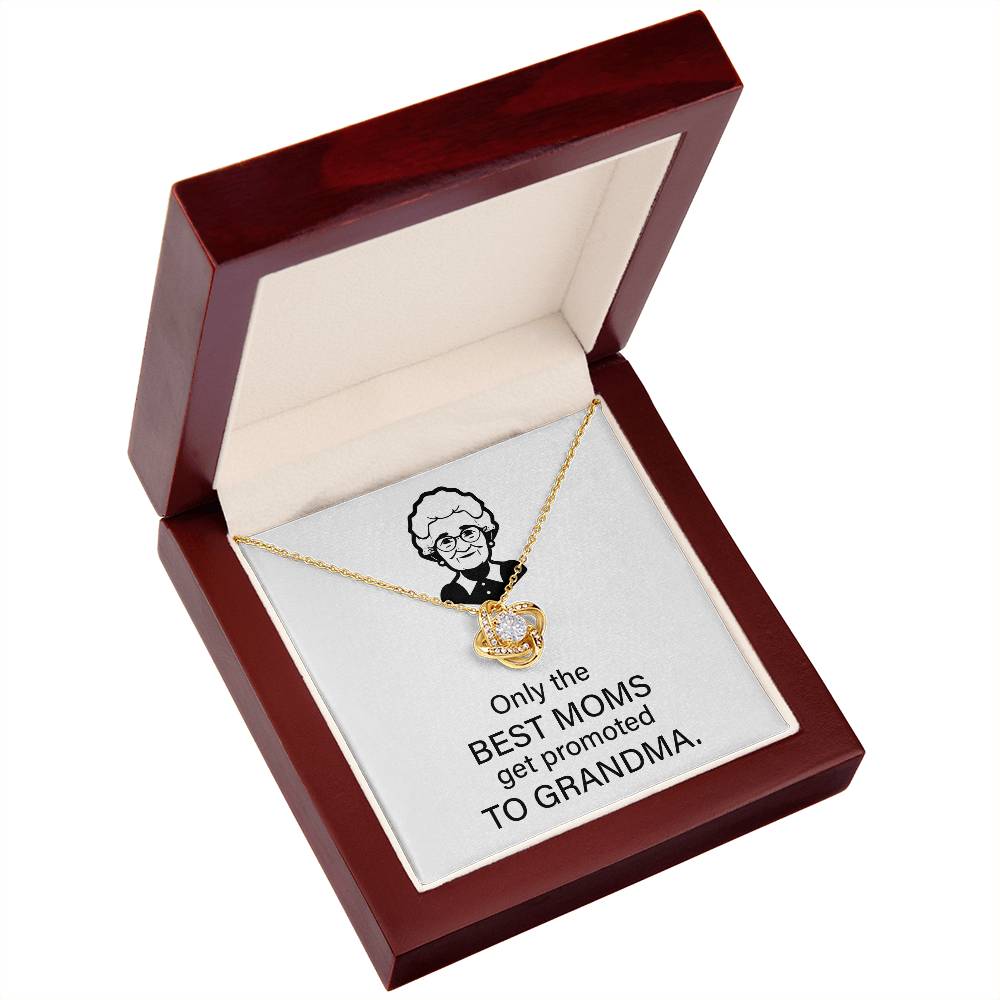 To The Best Moms Who Become Grandmas Grandma Necklace Gift Best Mom To Grandma Gift Jewelry Gift For Grandma Sentimental Jewelry For Grandmother Emotional Keepsake For Grandma Family Connection Necklace Sentimental Keepsake For Grandma