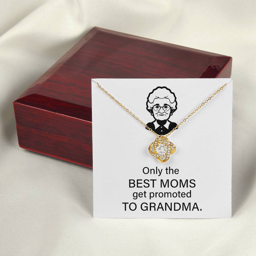 To The Best Moms Who Become Grandmas Grandma Necklace Gift Best Mom To Grandma Gift Jewelry Gift For Grandma Sentimental Jewelry For Grandmother Emotional Keepsake For Grandma Family Connection Necklace Sentimental Keepsake For Grandma