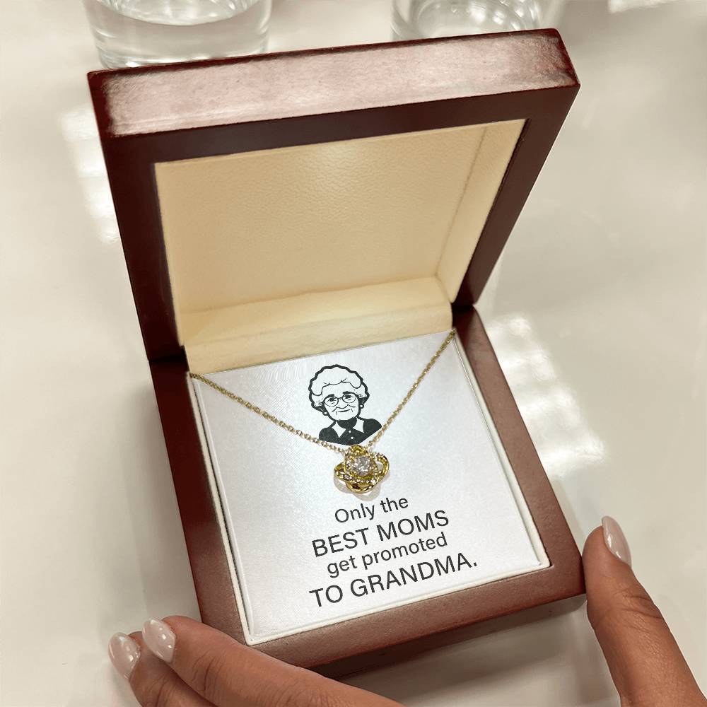 To The Best Moms Who Become Grandmas Grandma Necklace Gift Best Mom To Grandma Gift Jewelry Gift For Grandma Sentimental Jewelry For Grandmother Emotional Keepsake For Grandma Family Connection Necklace Sentimental Keepsake For Grandma