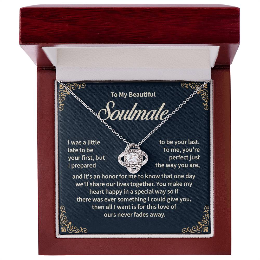 Soulmate Necklace Gift for Her – Elegant Gift Box