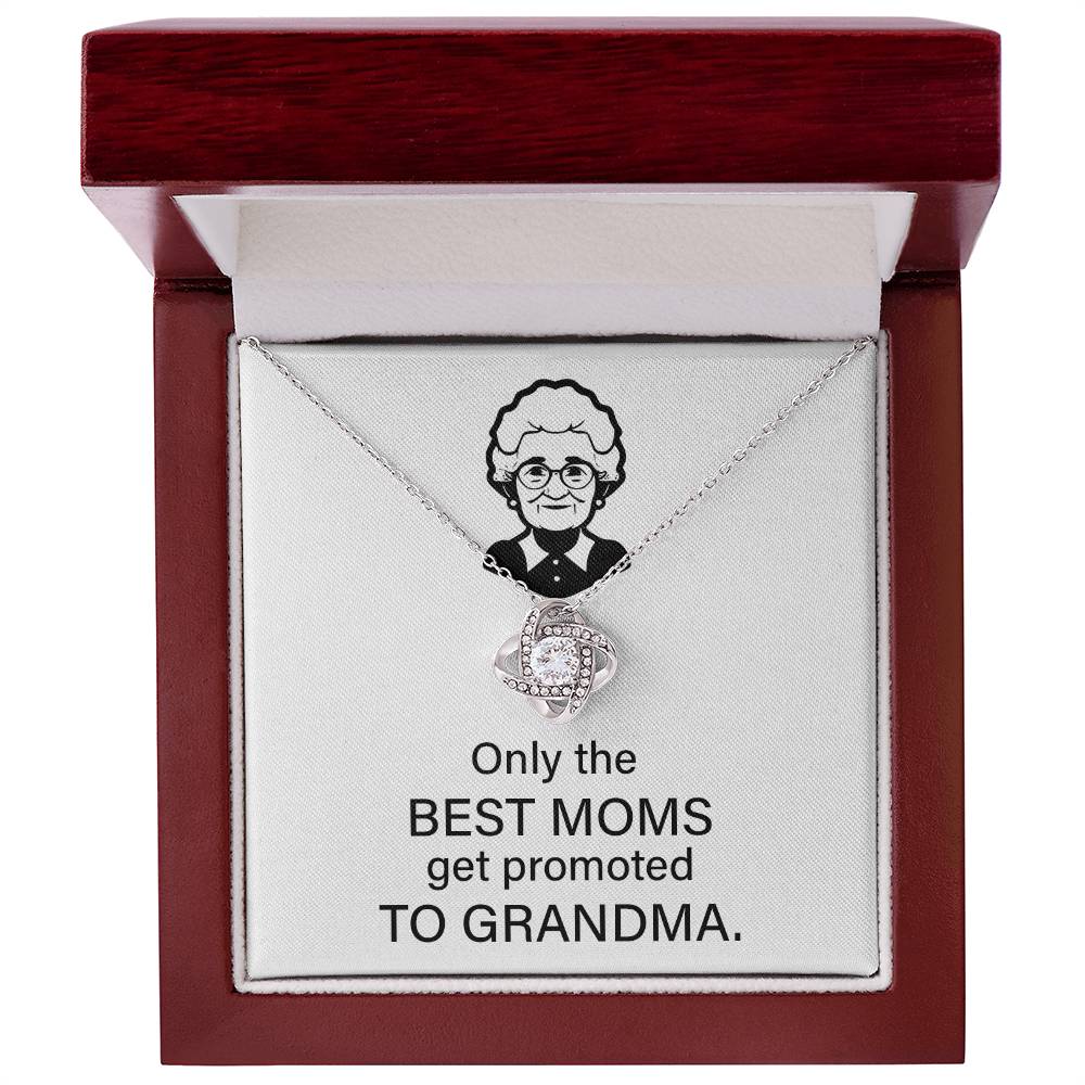 To The Best Moms Who Become Grandmas Grandma Necklace Gift Best Mom To Grandma Gift Jewelry Gift For Grandma Sentimental Jewelry For Grandmother Emotional Keepsake For Grandma Family Connection Necklace Sentimental Keepsake For Grandma