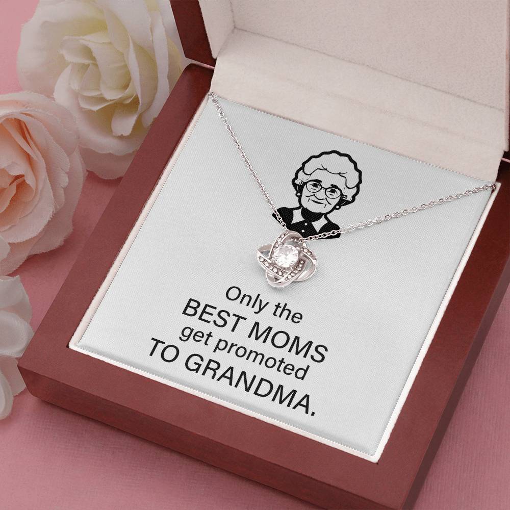 To The Best Moms Who Become Grandmas Grandma Necklace Gift Best Mom To Grandma Gift Jewelry Gift For Grandma Sentimental Jewelry For Grandmother Emotional Keepsake For Grandma Family Connection Necklace Sentimental Keepsake For Grandma