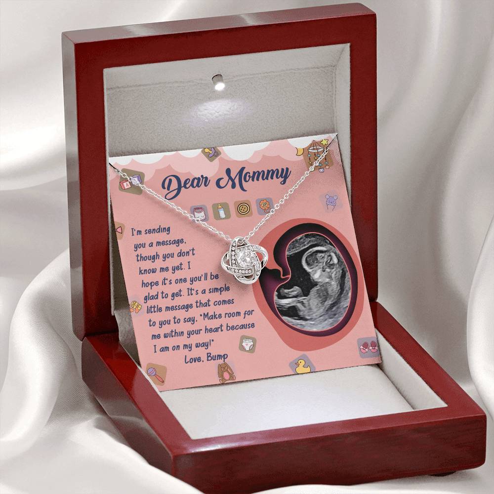 Dear Mommy Necklace For Mothe's Day Jewelry For Mom, Gift For Mommy From Baby Bump, Pregnancy Gift For Mommy Love Knot Necklace With Meaningful Message Card And Box.