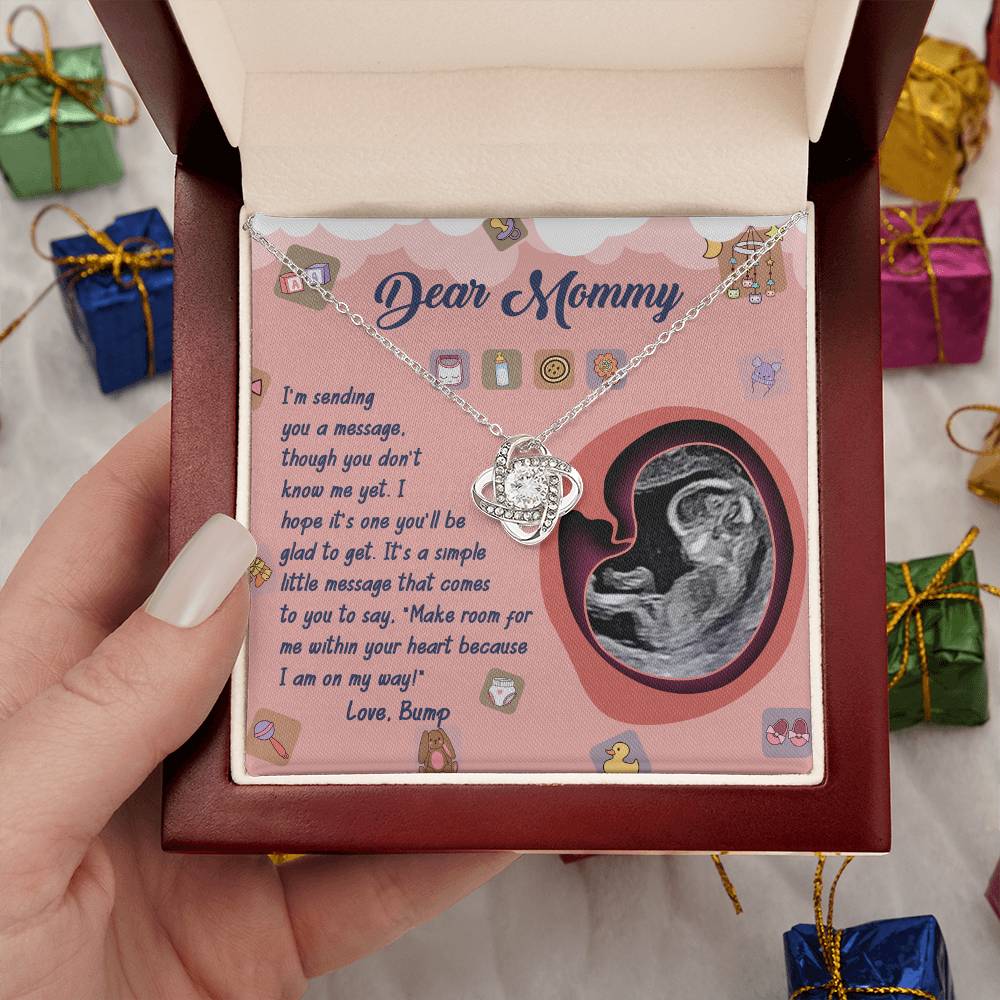 Dear Mommy Necklace For Mothe's Day Jewelry For Mom, Gift For Mommy From Baby Bump, Pregnancy Gift For Mommy Love Knot Necklace With Meaningful Message Card And Box.