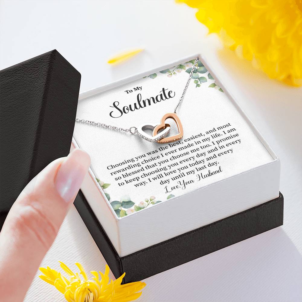 Soulmate Necklace Gift from Husband – Interlocking Hearts Box
